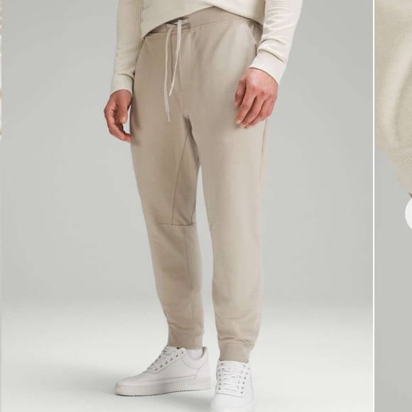 Lululemon City Sweat Jogger
Raw Linen Size Medium - Picture 1 of 9